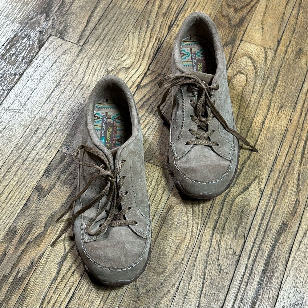 SKECHERS MEMORY FOAM
